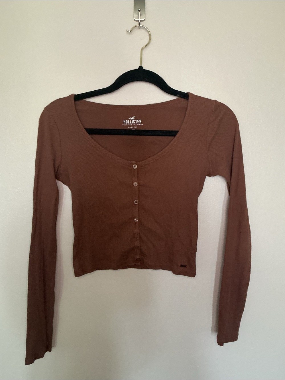 Hollister Women's Chestnut Brown Long-Sleeve Button Crop Top